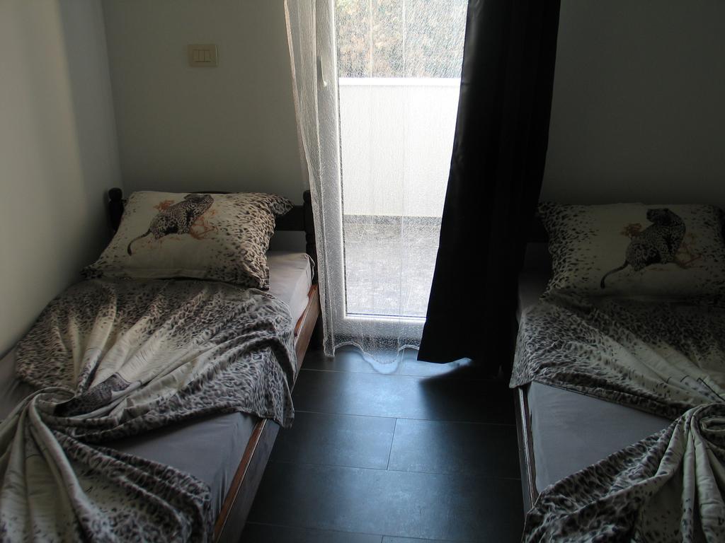Guest House Dena Добра вода Стая снимка